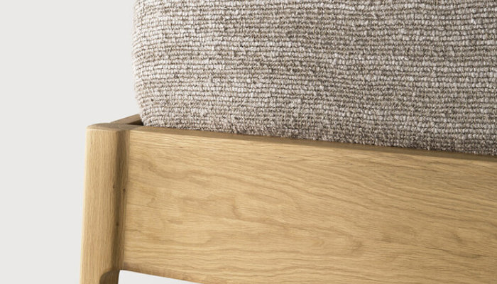 Kingsize Bedstead Oak